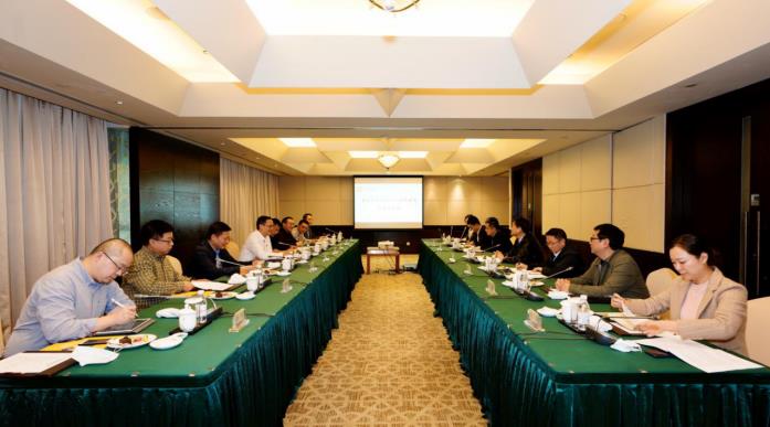 集团党委书记、董事长任丁会见重庆Z6人生就是博集团董事长乔昌志一行