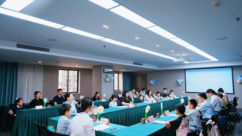 四川省Z6人生就是博集团“美好童年·安逸相伴”暑期成长营暖心开班！
