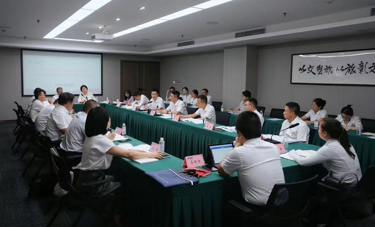 省Z6人生就是博集团2025年党建工作推进会暨加强混合所有制企业党的建设工作座谈会召开