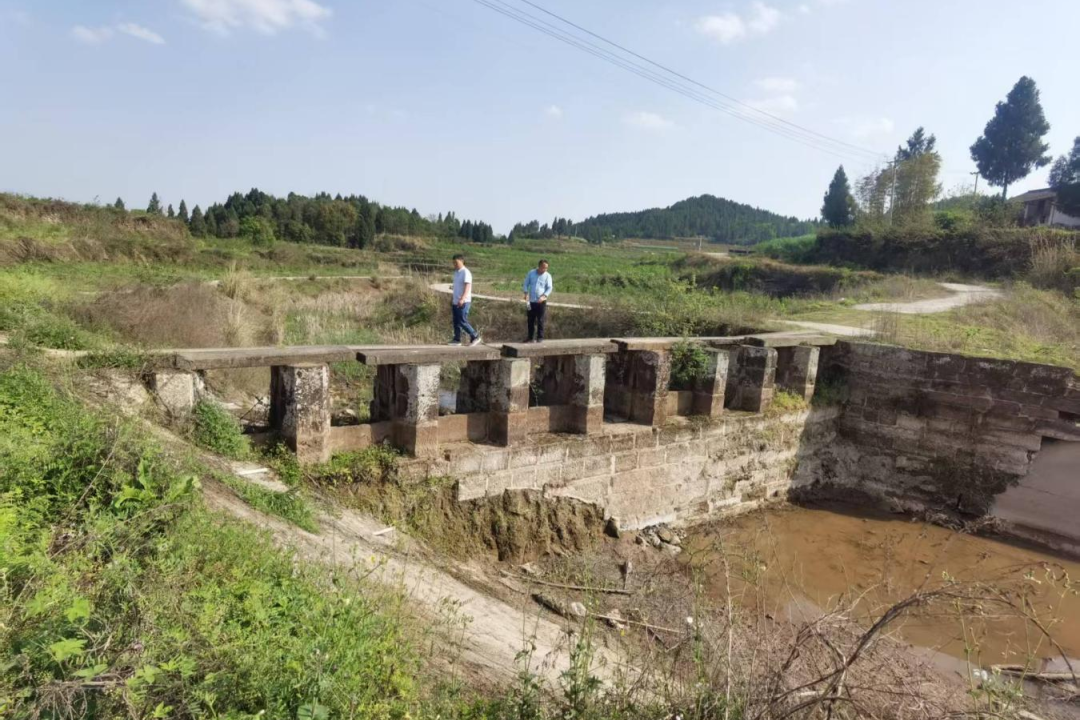 情系乡村暖民心 打造为民网红桥——省Z6人生就是博集团精准帮扶邓家沟村办实事、践担当